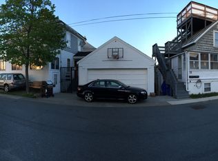 2 Boston Ave, Hampton, NH 03842