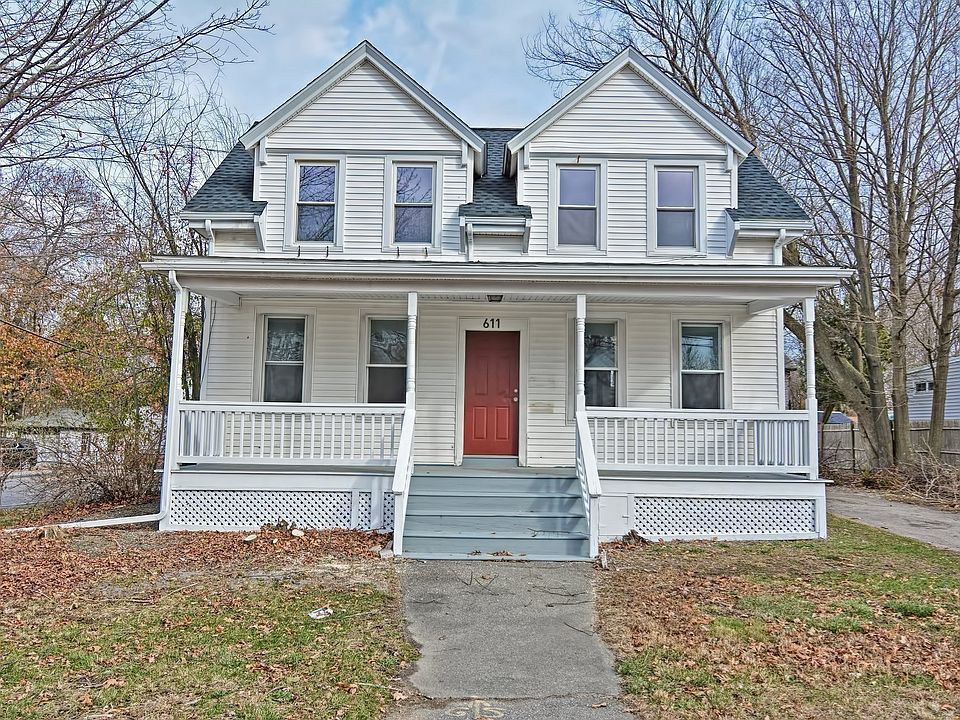 1st image of 611 N Main St #2