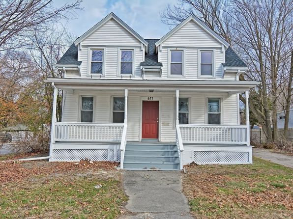 611 N Main St #2