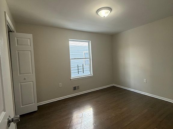 2nd image of 747-749 S 12th St #1F