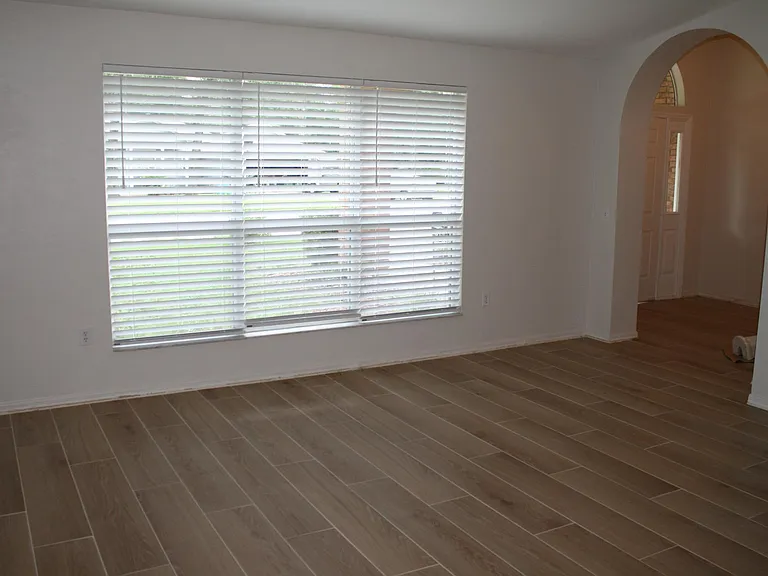 8036 SW 62nd Ln — Photo 8