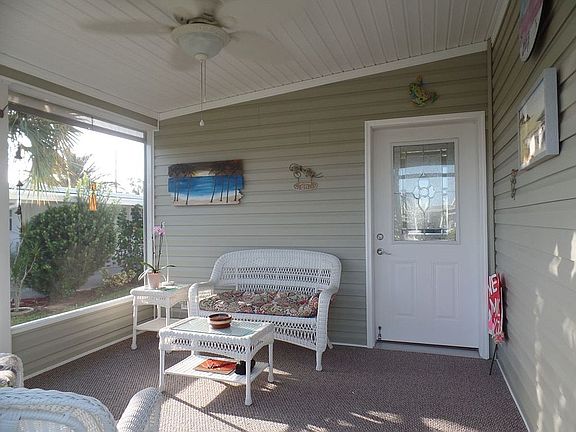 4th image of 153 Shelly Ln