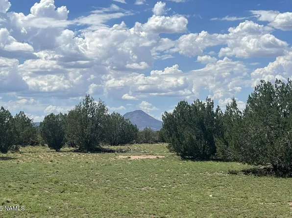 62 Cone Ln, Ash Fork, AZ 86320