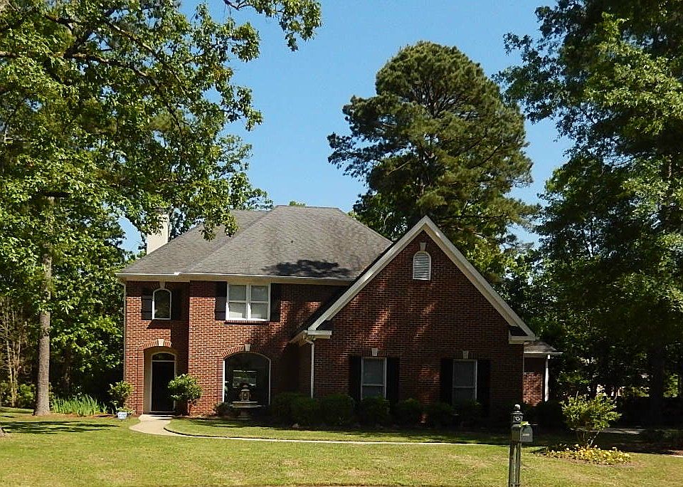 1st image of 407 Daniel Dr