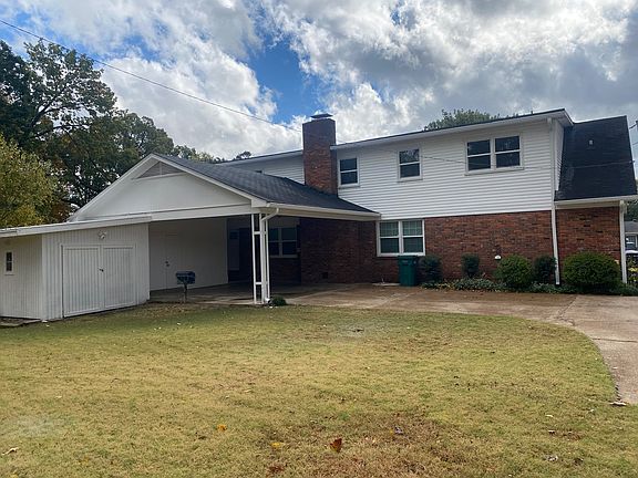 3rd image of 195 Skyridge Dr