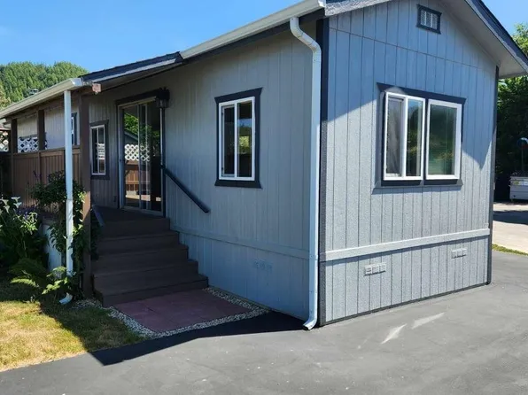 213 Fred Haight Dr #5, Smith River, CA 95567