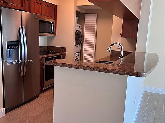 4th image of 347 N New River Dr E APT 2206