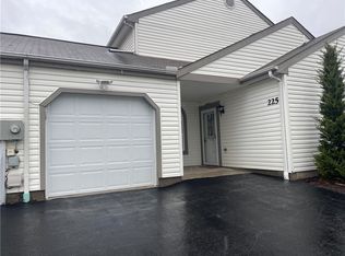 225 Huckleberry Ct, Wexford, PA 15090