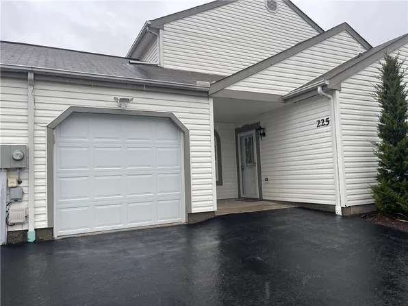 225 Huckleberry Ct, Wexford, PA 15090