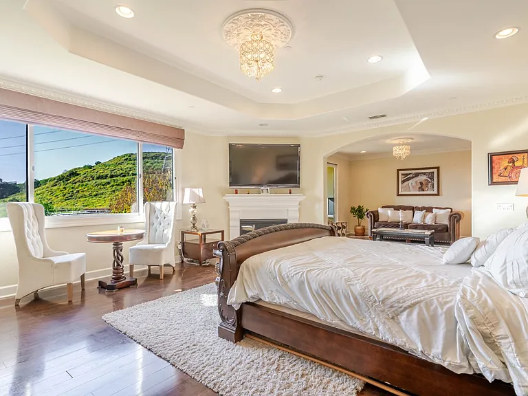 10817 W Stallion Ranch Rd — Photo 37