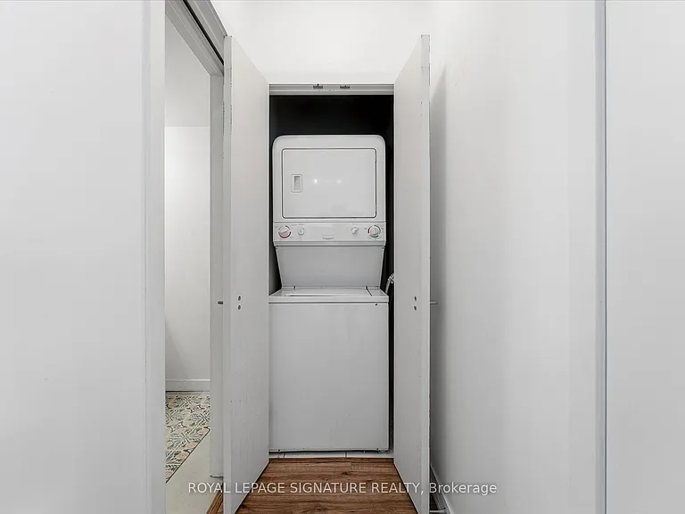 59 E Liberty St #905 — Photo 14