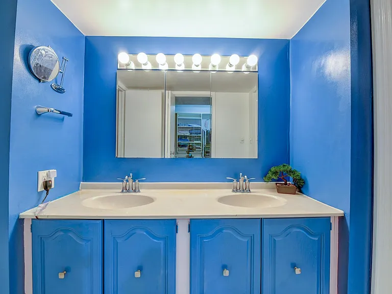 572 Sanderling Ct — Photo 23