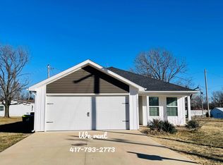 1221 Katherine Ave, Joplin, MO 64801