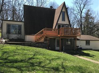 21680 200th Ave, Lacona, IA 50139