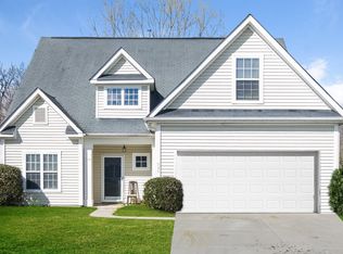 935 Reigate Rd, Charlotte, NC 28262