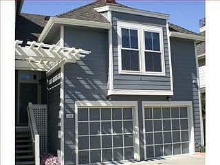 1st image of 1059 Hull Ln
