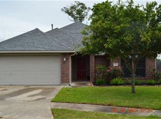 111 Eagle Nest Ct, Richwood, TX 77566