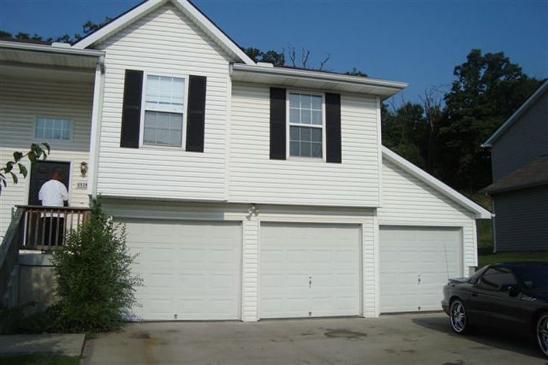 1st image of 6928 N Edison Ave
