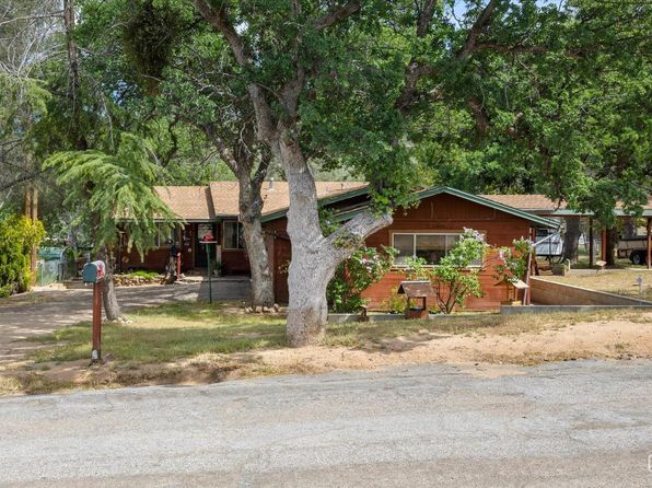 29 Verna St, Bodfish, CA 93205