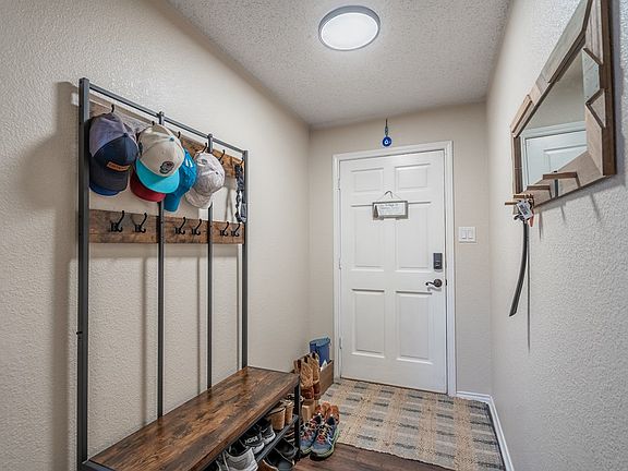 3rd image of 3703 Oakmont Dr