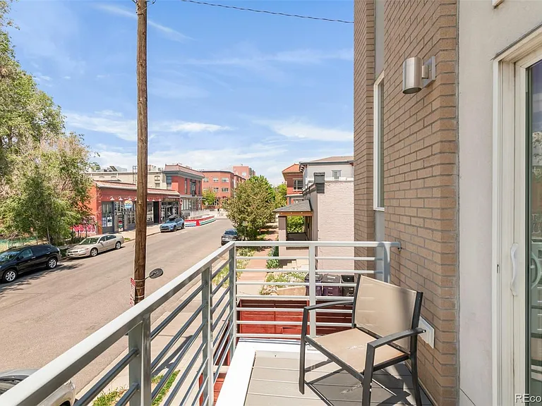 2420 Eliot St — Photo 23