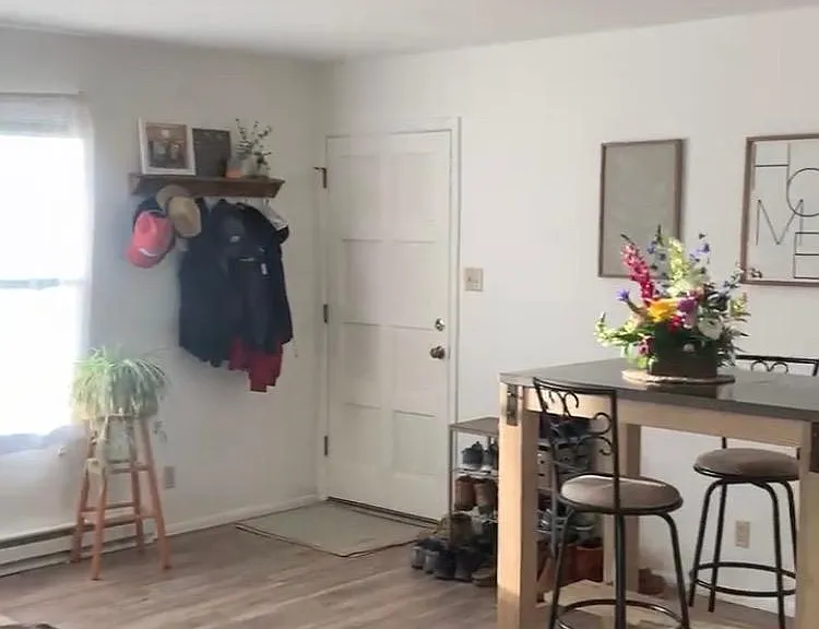 1471 N San Francisco St #7 — Photo 2