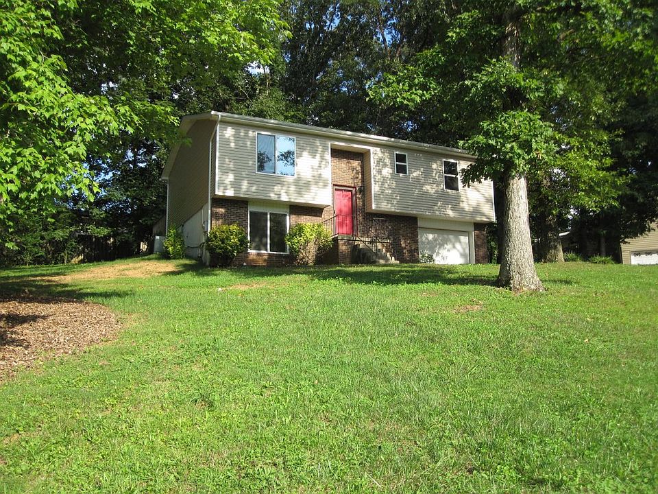 1st image of 1432 W Woodshire Dr
