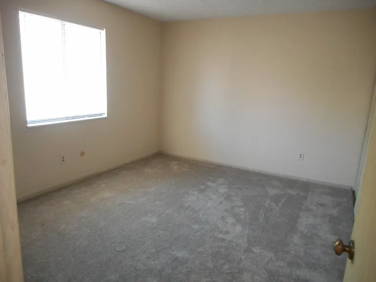 8494 Lane Dr #6 — Photo 7