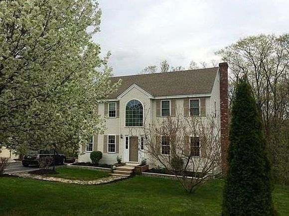 1st image of 144 Bishop Rd