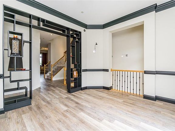 5th image of 106 McLaren Gates Dr