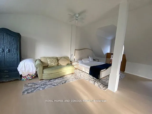 540A Davis Dr — Photo 10