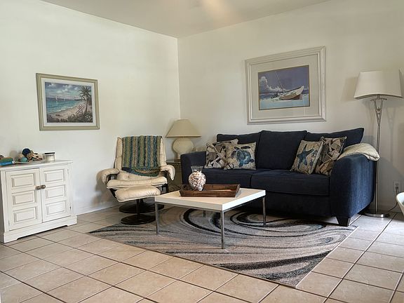 3rd image of 235 Seaview Ct #1