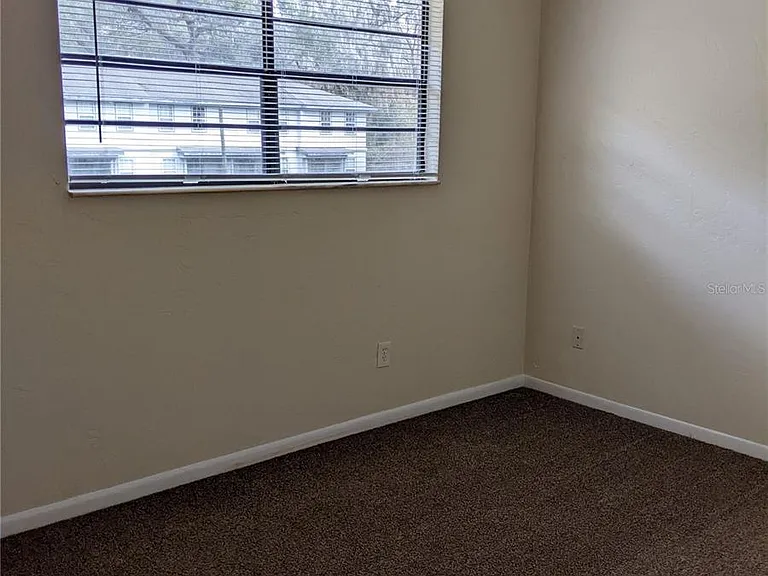 4123 SW 15th Pl #3 — Photo 6