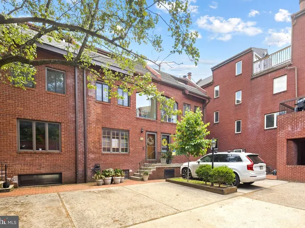 708 S 2nd St #C-12, Philadelphia, PA 19147