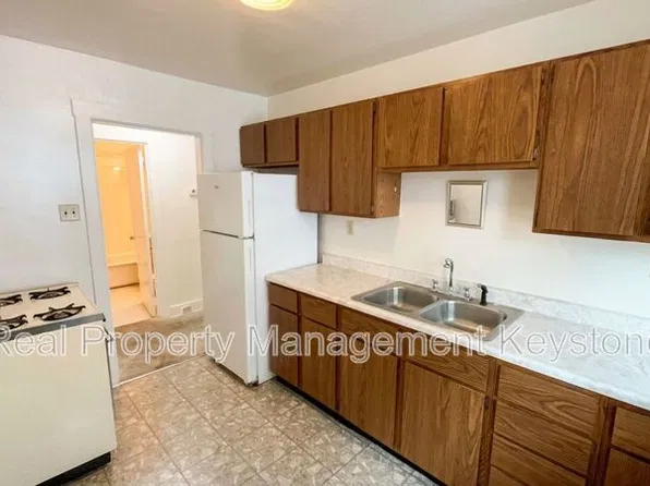 3518-3520 Campus St, Pittsburgh, PA 15212