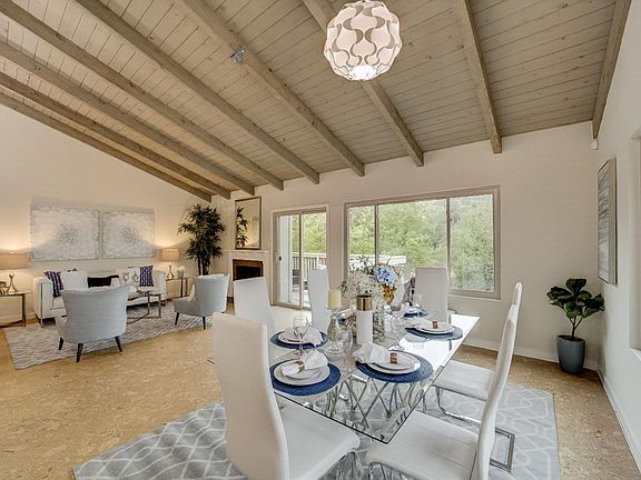 4th image of 1630 Bayridge Way