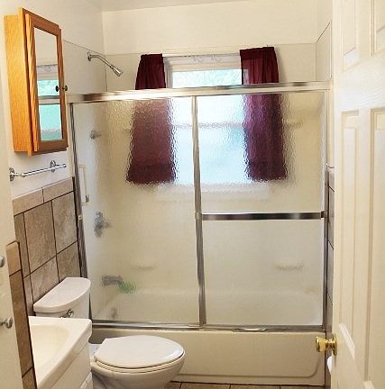 5th image of 1716 Holly Dr