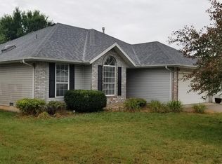 818 S Duke Ave, Springfield, MO 65802