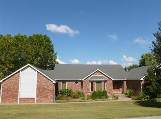 5490 Rosebud Cir, Loma Linda, MO 64804
