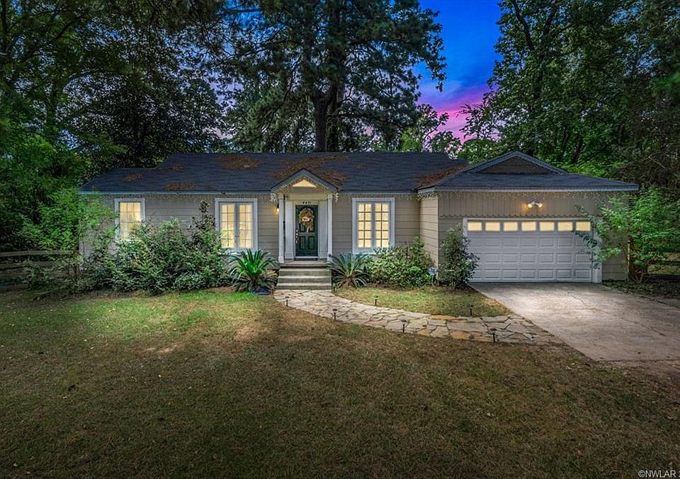 1st image of 4451 Lakeshore Dr