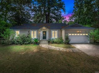 4451 Lakeshore Dr, Shreveport, LA 71109