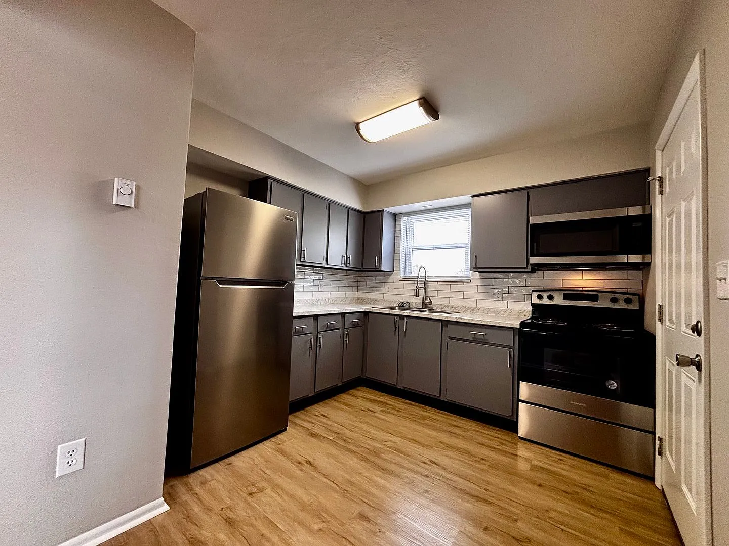 1257 Sanlor — Photo 2