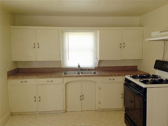 2nd image of 310 Holik St