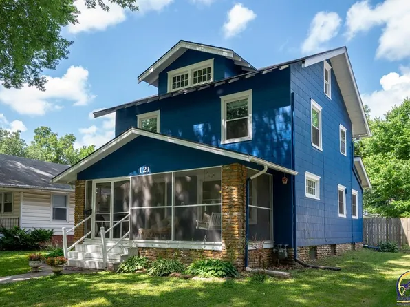121 SW Courtland Ave, Topeka, KS 66606