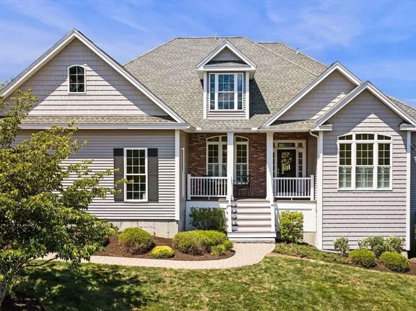 7 Sullivans Ct, West Newbury, MA 01985