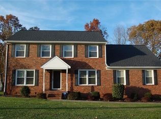 3707 Coopers Farm Rd, Greensboro, NC 27406