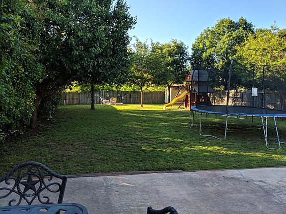 4th image of 10519 Cougar Run