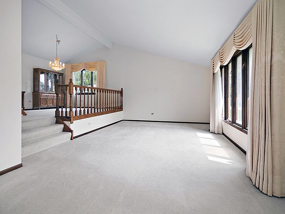 5th image of 14216 Trenton Ave