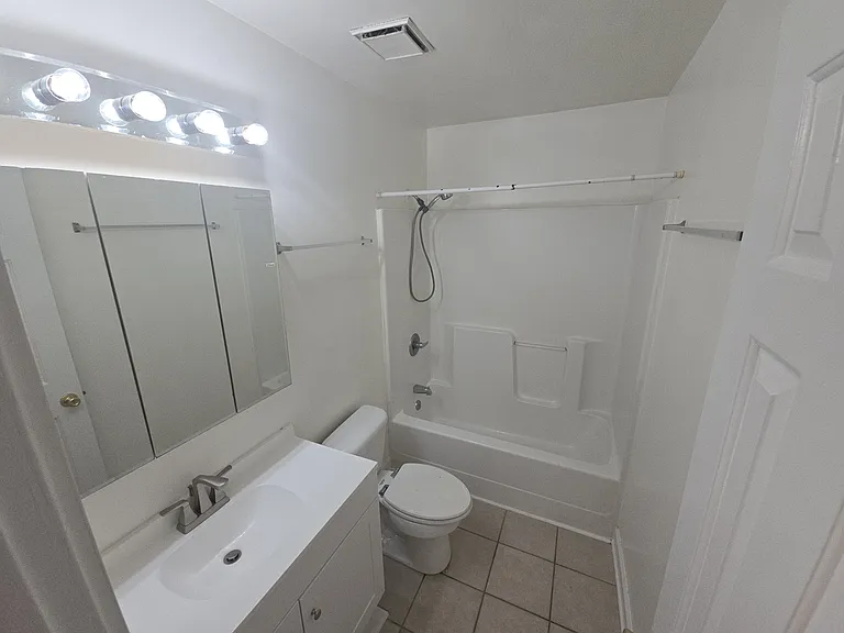 4016 Rainbow Dr — Photo 12