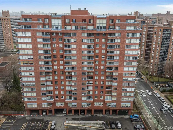62-54 97th Place #9N, Rego Park, NY 11374